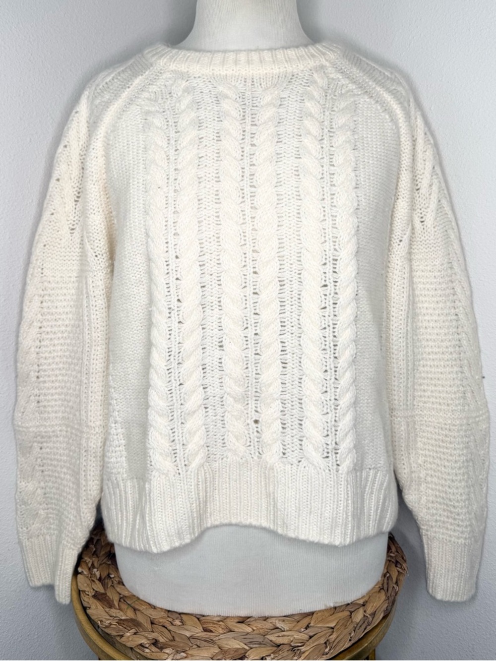 SKULL CASHMERE sweater Ivory Cable knit Merino Blend Cream Crew Luxurious